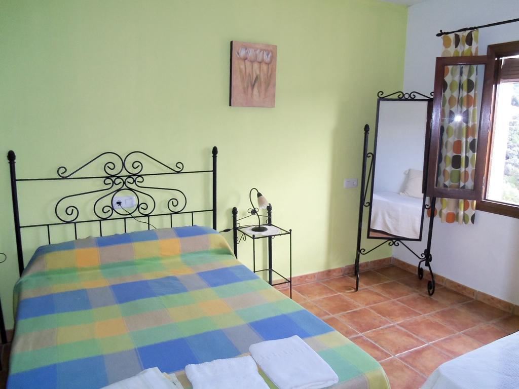 Apartamentos Rurales Jardines Del Visir Хенальгуасіль Екстер'єр фото
